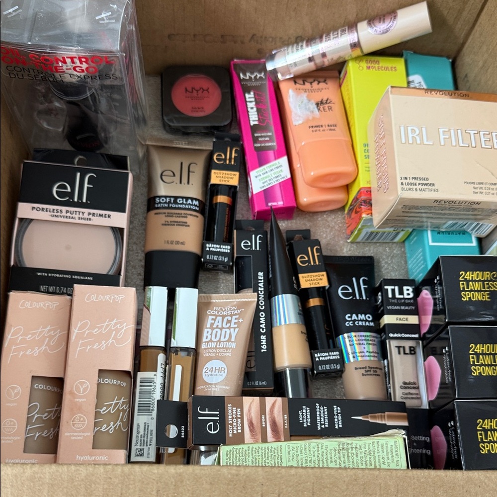 Soft Glam & Poreless Makeup Bundle in Light/ Beige/Tan/ - See below! 30+pcs